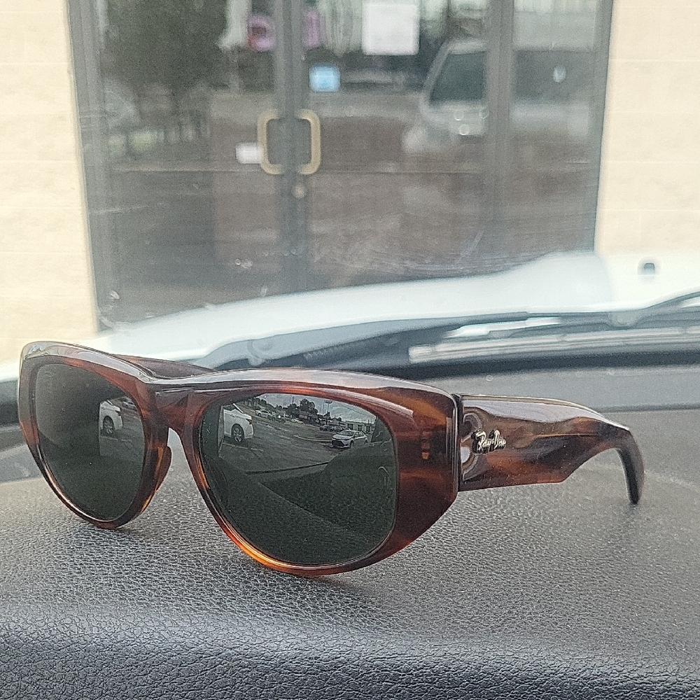 Ray-Ban Brown Sunglasses with Dark Lenses